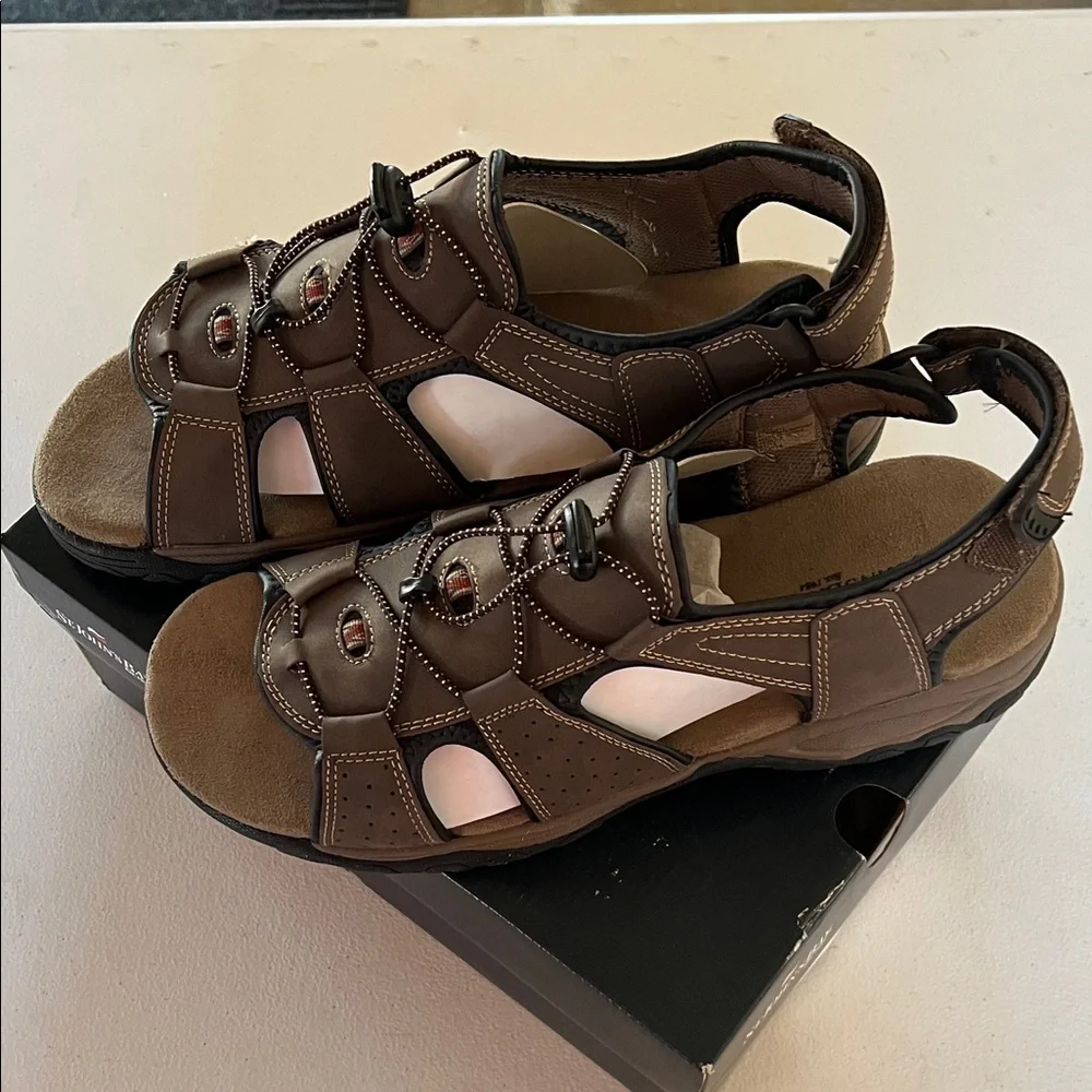 NWT St. John's Bay Oasis Brown‎ Footwear Size 13M
